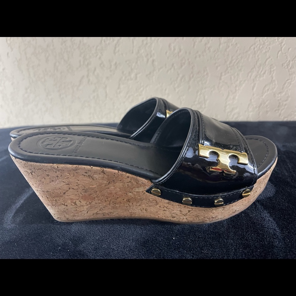 Tory Burch Patti Wedge Black Patent Leather size 7